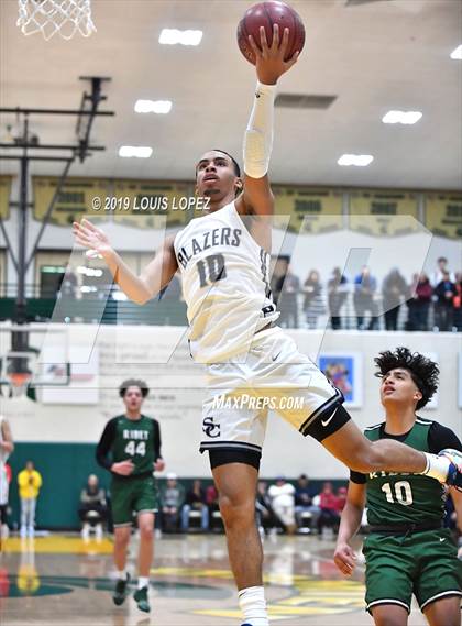 Thumbnail 3 in Sierra Canyon vs. Ribet Academy (The Classic at Damien) photogallery.