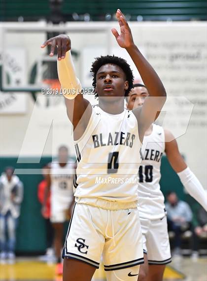 Thumbnail 2 in Sierra Canyon vs. Ribet Academy (The Classic at Damien) photogallery.