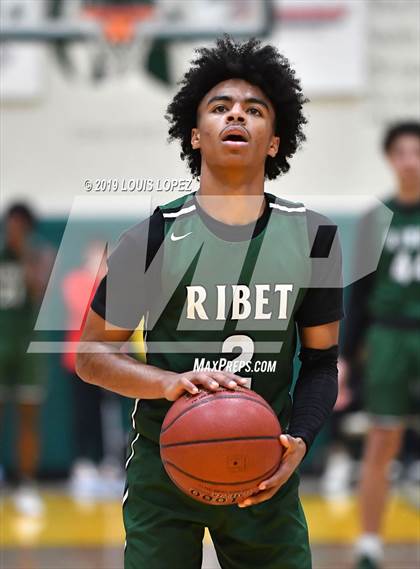 Thumbnail 3 in Sierra Canyon vs. Ribet Academy (The Classic at Damien) photogallery.