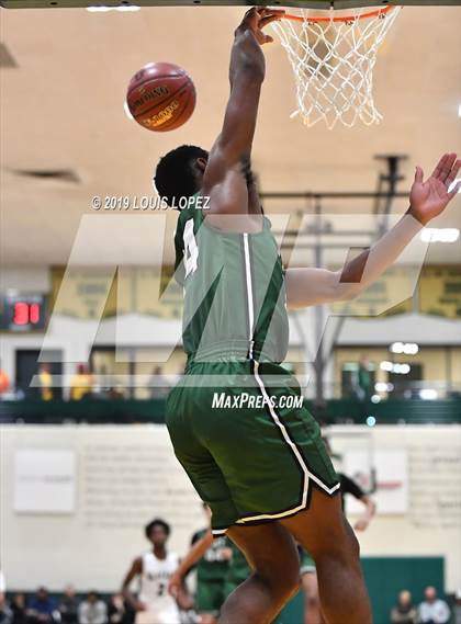 Thumbnail 1 in Sierra Canyon vs. Ribet Academy (The Classic at Damien) photogallery.