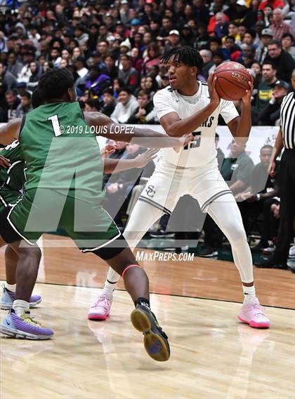 Thumbnail 2 in Sierra Canyon vs. Ribet Academy (The Classic at Damien) photogallery.