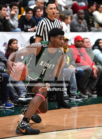 Thumbnail 1 in Sierra Canyon vs. Ribet Academy (The Classic at Damien) photogallery.