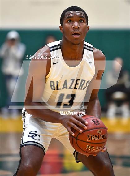 Thumbnail 2 in Sierra Canyon vs. Ribet Academy (The Classic at Damien) photogallery.