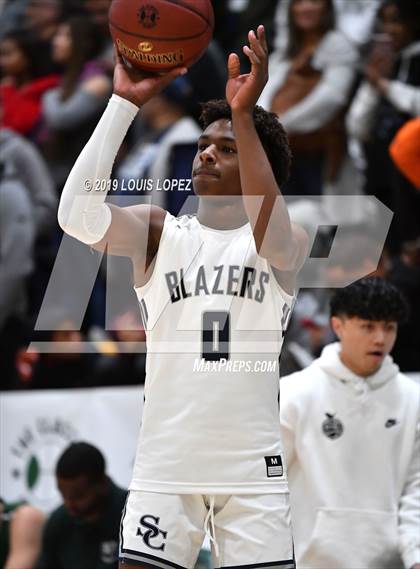 Thumbnail 1 in Sierra Canyon vs. Ribet Academy (The Classic at Damien) photogallery.