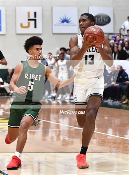 Thumbnail 1 in Sierra Canyon vs. Ribet Academy (The Classic at Damien) photogallery.