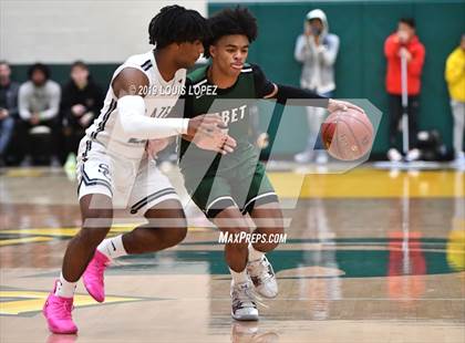 Thumbnail 2 in Sierra Canyon vs. Ribet Academy (The Classic at Damien) photogallery.