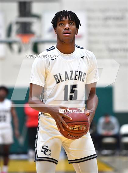 Thumbnail 2 in Sierra Canyon vs. Ribet Academy (The Classic at Damien) photogallery.