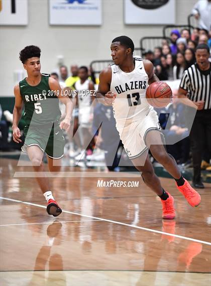 Thumbnail 1 in Sierra Canyon vs. Ribet Academy (The Classic at Damien) photogallery.