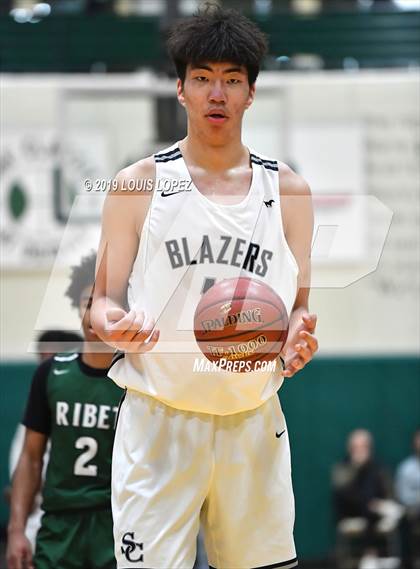 Thumbnail 3 in Sierra Canyon vs. Ribet Academy (The Classic at Damien) photogallery.
