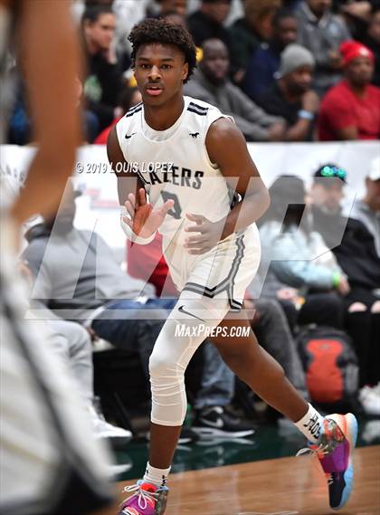 Thumbnail 2 in Sierra Canyon vs. Ribet Academy (The Classic at Damien) photogallery.