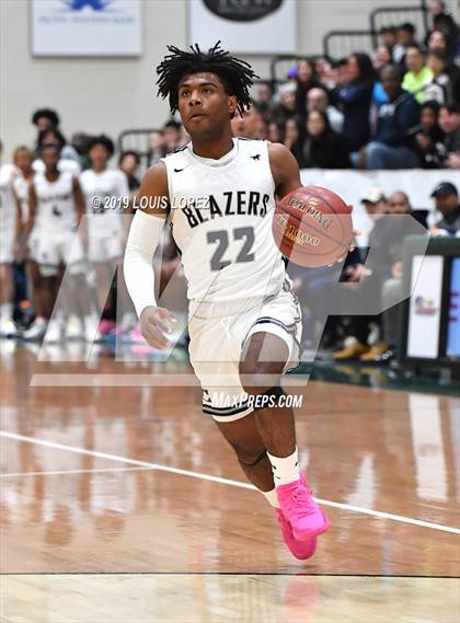 Thumbnail 2 in Sierra Canyon vs. Ribet Academy (The Classic at Damien) photogallery.