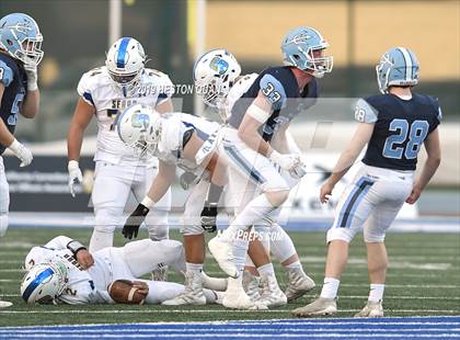 Thumbnail 2 in Serra vs. Corona del Mar (CIF State D1-A Final) photogallery.