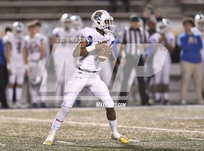 Thumbnail 3 in Serra vs. Corona del Mar (CIF State D1-A Final) photogallery.