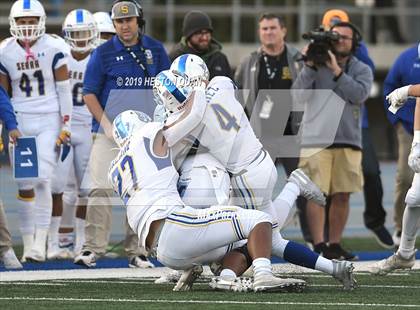Thumbnail 2 in Serra vs. Corona del Mar (CIF State D1-A Final) photogallery.