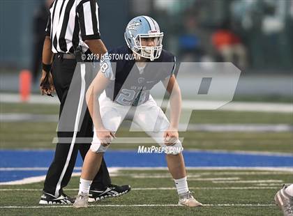 Thumbnail 3 in Serra vs. Corona del Mar (CIF State D1-A Final) photogallery.