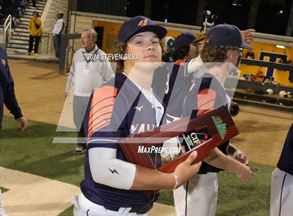 Thumbnail 2 in Mira Mesa vs. Valhalla (CIF SDS Division 3 Final) photogallery.