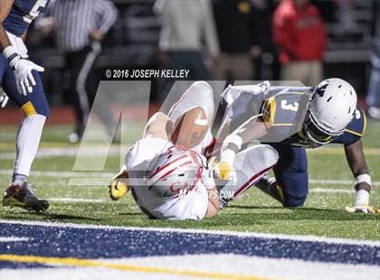 Thumbnail 2 in Xaverian Brothers vs. Catholic Memorial  photogallery.