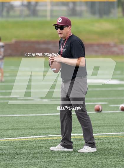 Thumbnail 1 in Green Mountain @ Golden photogallery.