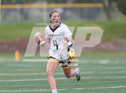 Thumbnail 1 in Green Mountain @ Golden photogallery.