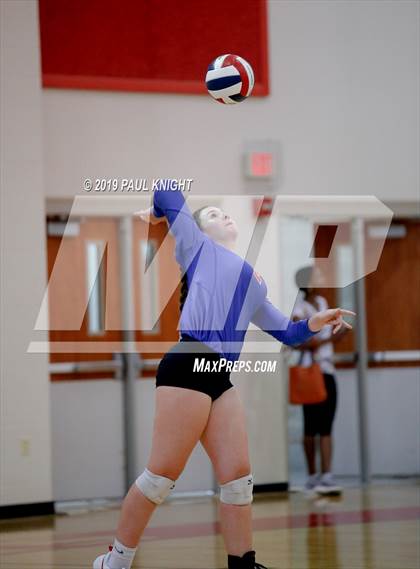 Thumbnail 2 in Leander @ Vista Ridge photogallery.