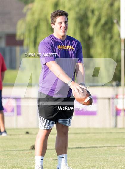 Thumbnail 2 in Lewisburg @ DeSoto Central photogallery.