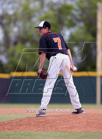 Thumbnail 3 in Ferris vs Crandall photogallery.
