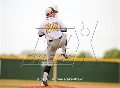 Thumbnail 1 in Ferris vs Crandall photogallery.