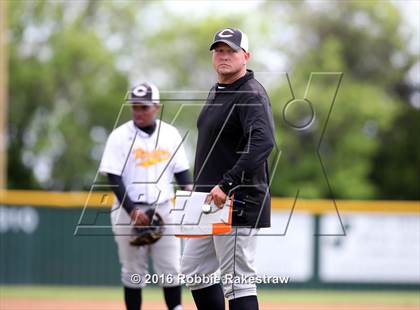 Thumbnail 1 in Ferris vs Crandall photogallery.