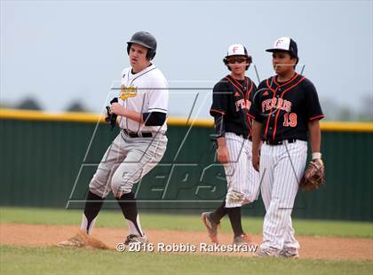 Thumbnail 3 in Ferris vs Crandall photogallery.