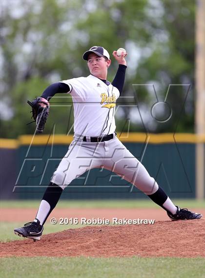 Thumbnail 2 in Ferris vs Crandall photogallery.