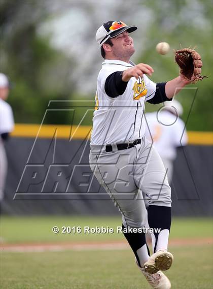 Thumbnail 3 in Ferris vs Crandall photogallery.
