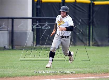 Thumbnail 1 in Ferris vs Crandall photogallery.