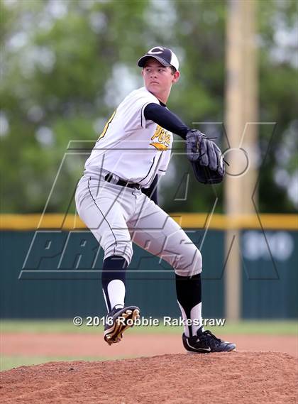Thumbnail 1 in Ferris vs Crandall photogallery.