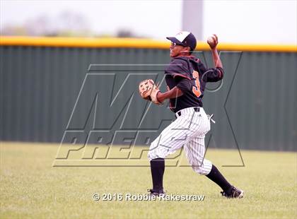 Thumbnail 2 in Ferris vs Crandall photogallery.