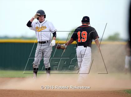 Thumbnail 3 in Ferris vs Crandall photogallery.