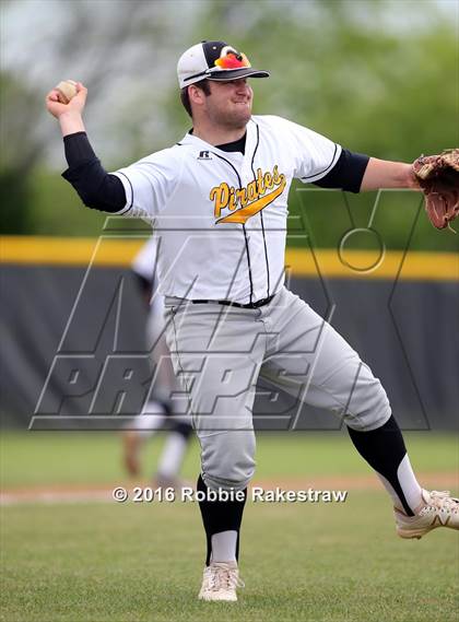 Thumbnail 2 in Ferris vs Crandall photogallery.