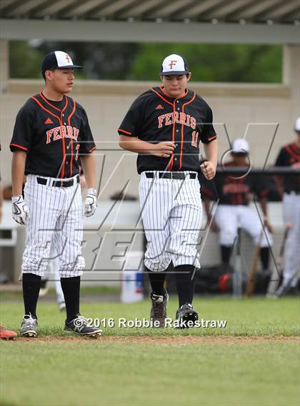 Thumbnail 1 in Ferris vs Crandall photogallery.