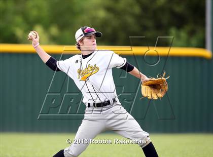 Thumbnail 2 in Ferris vs Crandall photogallery.