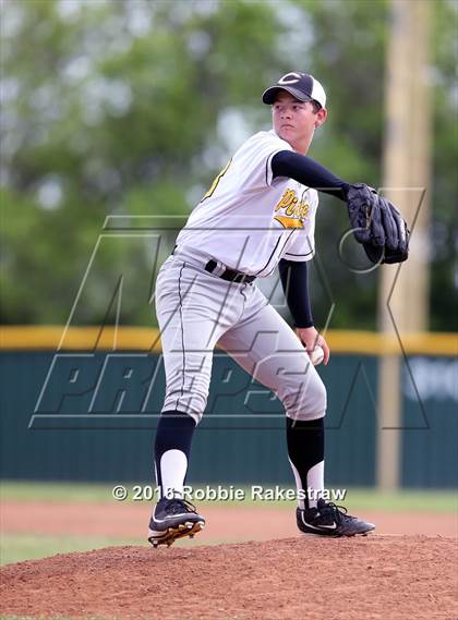 Thumbnail 1 in Ferris vs Crandall photogallery.