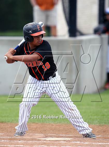 Thumbnail 2 in Ferris vs Crandall photogallery.