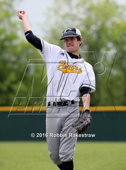 Thumbnail 2 in Ferris vs Crandall photogallery.