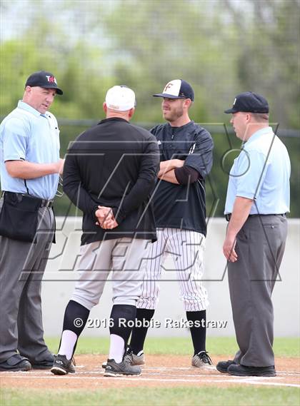 Thumbnail 3 in Ferris vs Crandall photogallery.
