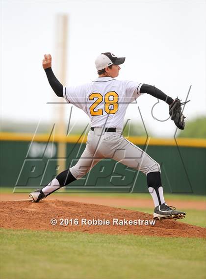 Thumbnail 3 in Ferris vs Crandall photogallery.