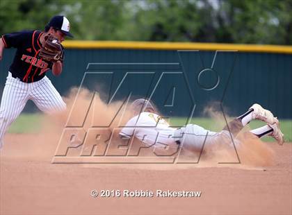 Thumbnail 2 in Ferris vs Crandall photogallery.