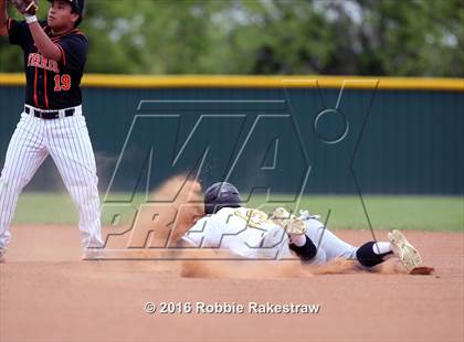 Thumbnail 1 in Ferris vs Crandall photogallery.