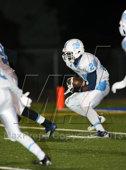 Thumbnail 3 in Salpointe Catholic vs. Deer Valley (AIA D2 Semifinal) photogallery.