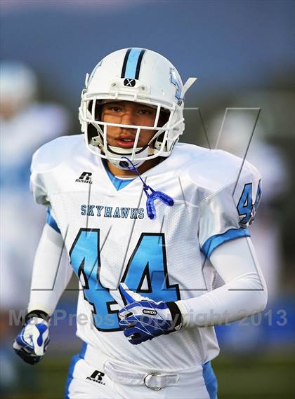 Thumbnail 1 in Salpointe Catholic vs. Deer Valley (AIA D2 Semifinal) photogallery.