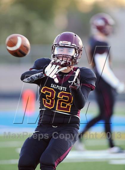 Thumbnail 3 in Salpointe Catholic vs. Deer Valley (AIA D2 Semifinal) photogallery.