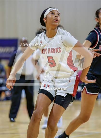Thumbnail 3 in Hillgrove vs. Bearden (She Got Game Classic) photogallery.