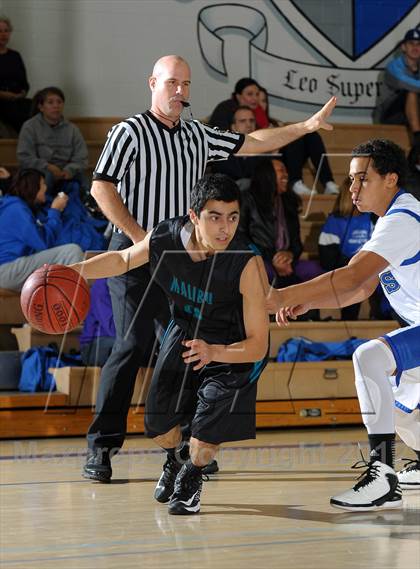 Thumbnail 1 in Malibu vs. Cathedral City (MaxPreps Holiday Classic) photogallery.